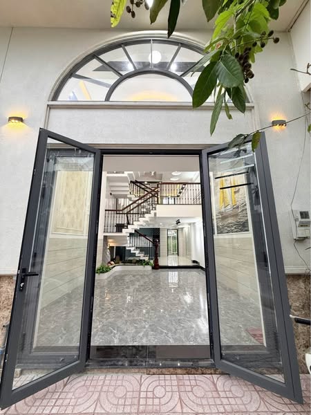 Bán nhà mới Tây Đô, Cái Răng: 1 trệt 2 lầu, gần Go, giá 4.8 tỷ