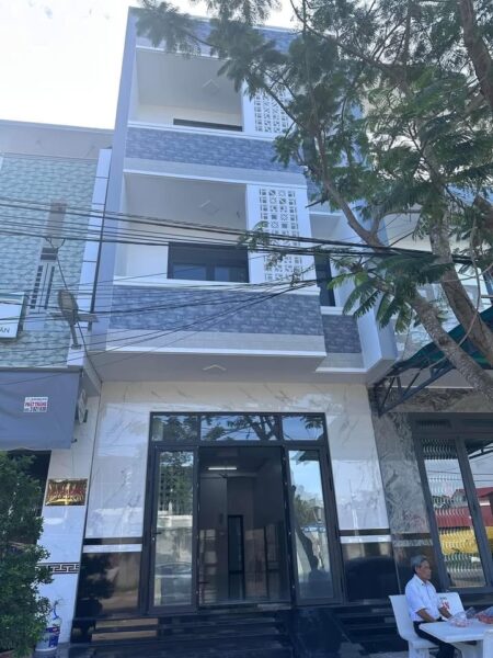 Cho thuê căn hộ Hưng Phú mới xây, đủ tiện nghi, giá từ 2.2 triệu