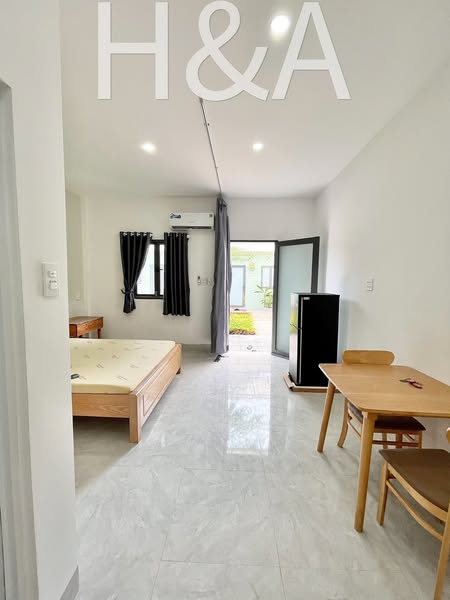 Cho thuê mini house Tây Đô, mặt tiền kinh doanh, full nội thất, 3tr