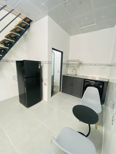 Cho thuê minihouse full nội thất, gần ĐH FPT, ĐH Nông Lâm, 3.2 triệu