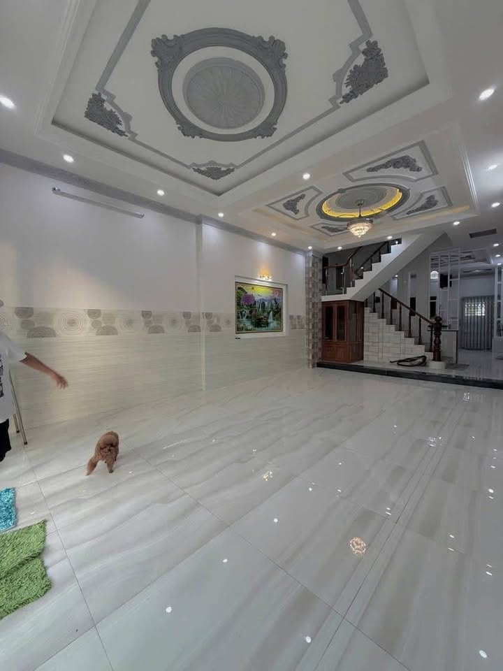 Cho thuê nhà KDC Hồng Loan, Cái Răng: 2 lầu, 4 phòng ngủ, 12 triệu