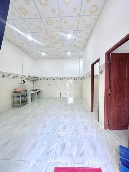 Cho thuê nhà trệt Võ Văn Kiệt, gần trường, 5 triệu/tháng