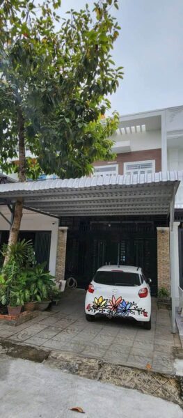 Nhà trệt lầu Bình Nhựt, gần Aeon Mall, 100m2, giá 4 tỷ