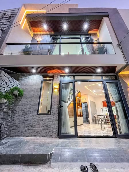 Nhà trệt lầu Lê Anh Xuân, Ninh Kiều: 3PN, hẻm 3.3m, giá tốt