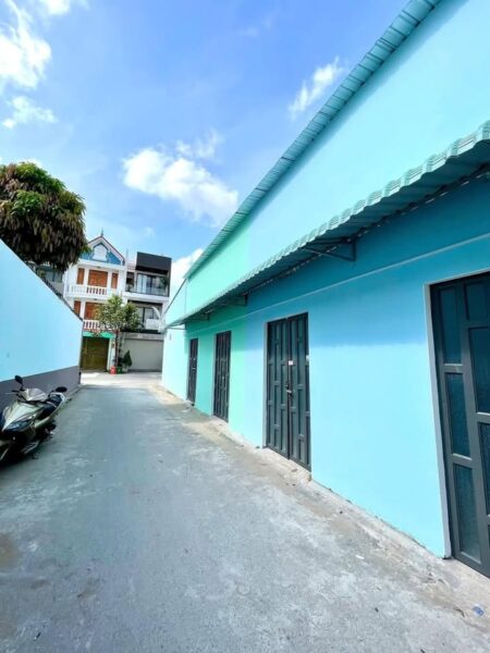 Cho thuê nhà trọ mặt tiền KDC Đại Ngân, có lửng, 2.5tr/tháng