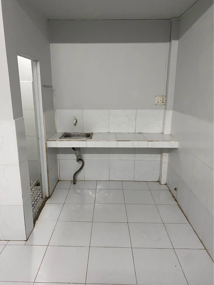 Phòng trọ gần ĐH Nam Cần Thơ, FPT, chợ Mỹ Khánh, giá từ 1tr3